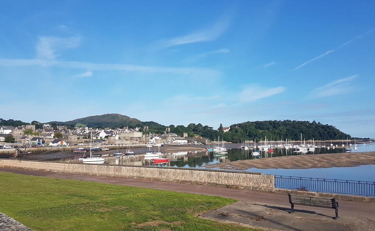 Johnny Dough'S Conwy With Rooms Exterior foto